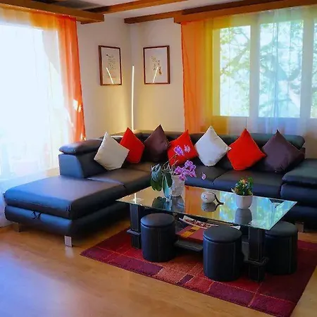 Panoramic Lake Thun & Alps View Apartment Near Interlaken *