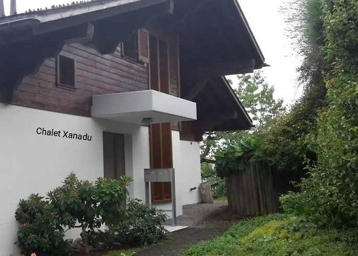 Panoramic Lake Thun & Alps View Apartment Near Interlaken Hébergement de vacances Sigriswil