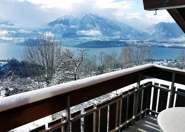 Hébergement de vacances Panoramic Lake Thun & Alps View Apartment Near Interlaken *