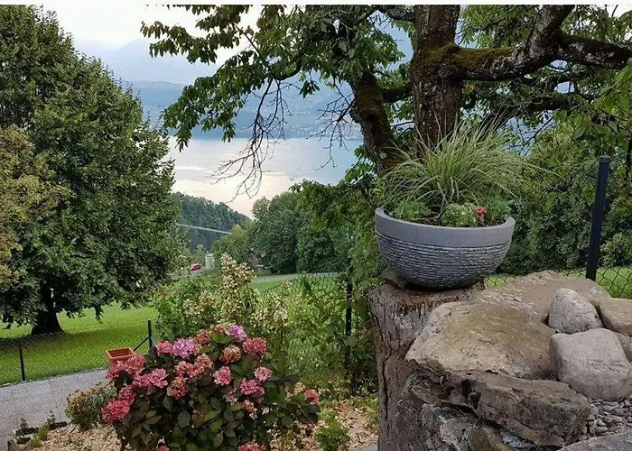Hébergement de vacances Panoramic Lake Thun & Alps View Apartment Near Interlaken *